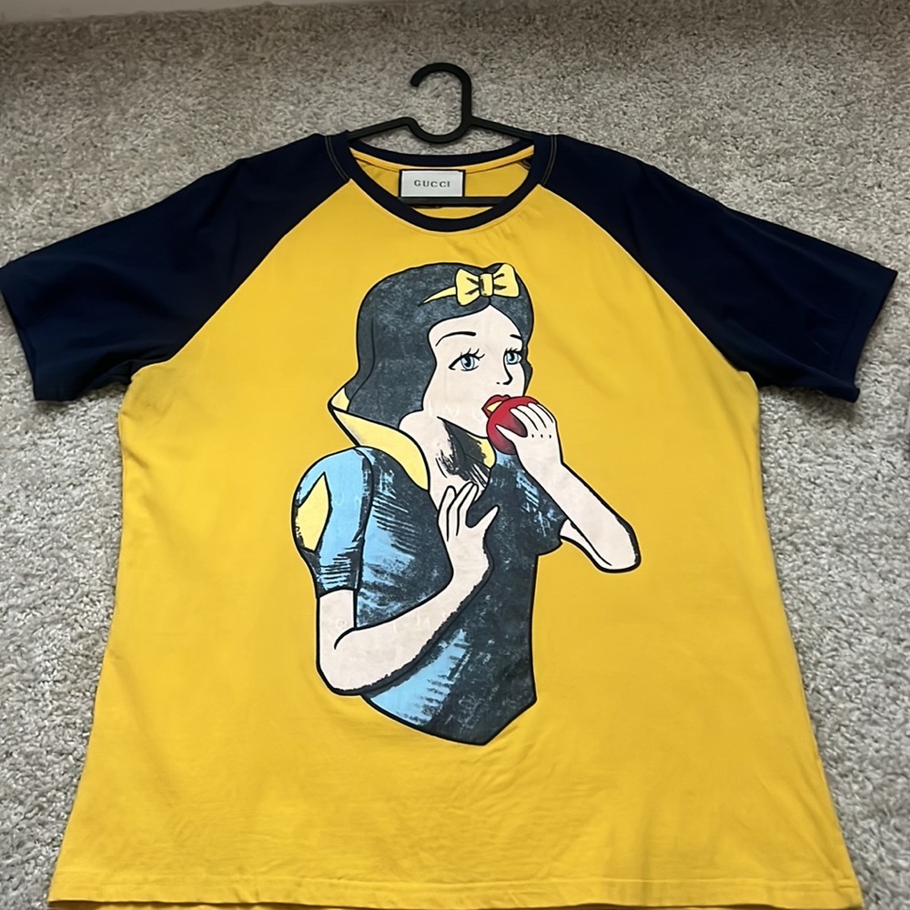 Gucci mens t-shirt Authentic